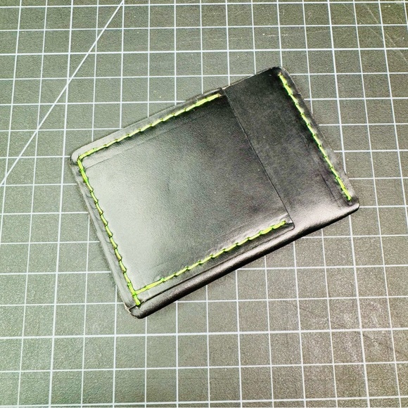 travel wallet ultra slim Horween (American) leather front pocket - Picture 2 of 7